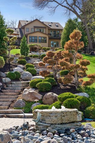 12030 28th Avenue N, Plymouth, MN 55441