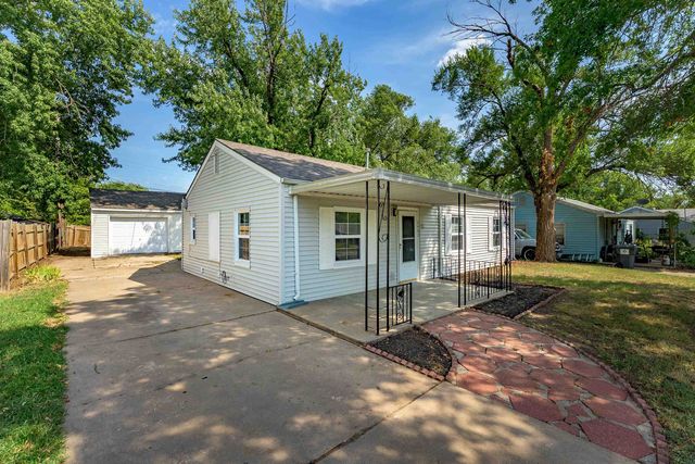6462 N East Park View St, Park City, KS 67219