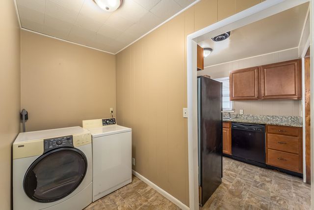 6462 N East Park View St, Park City, KS 67219