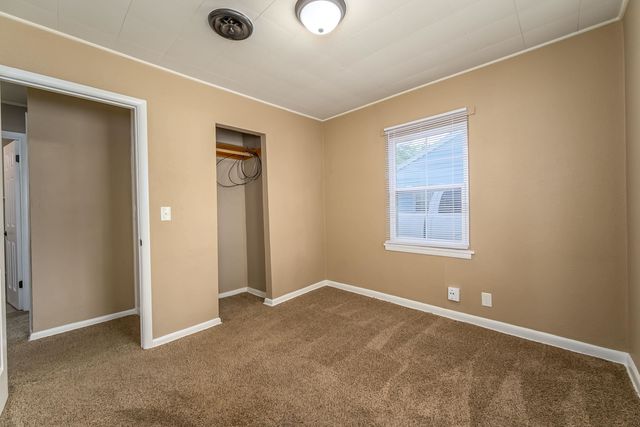 6462 N East Park View St, Park City, KS 67219