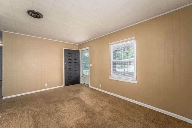 6462 N East Park View St, Park City, KS 67219