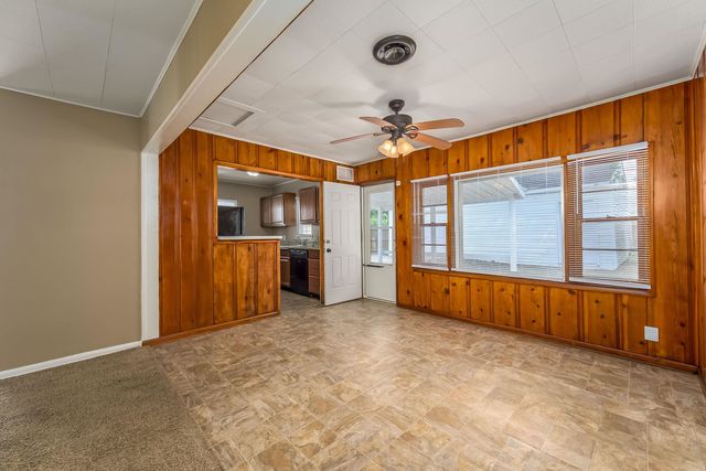 6462 N East Park View St, Park City, KS 67219