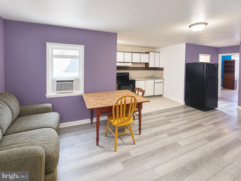 429 W ASHDALE ST, PHILADELPHIA, PA 19120 — photo 2