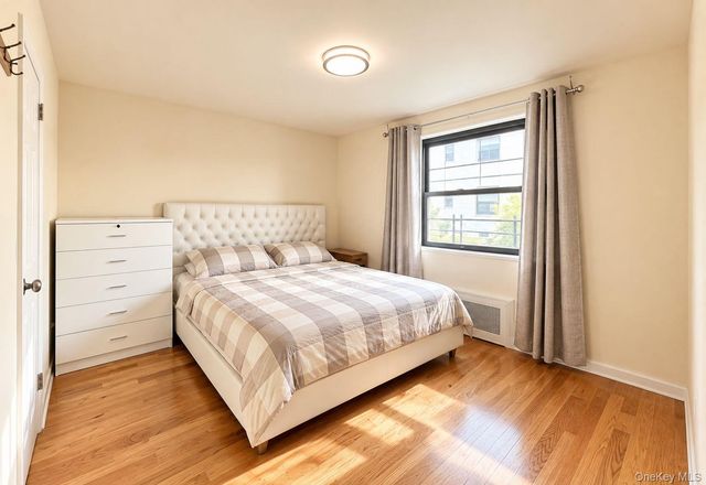 136-04 68th Dr A, Kew Garden Hills, NY 11367