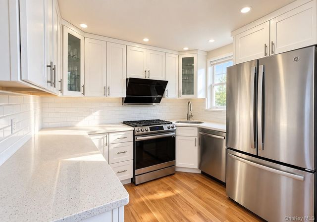 136-04 68th Dr A, Kew Garden Hills, NY 11367