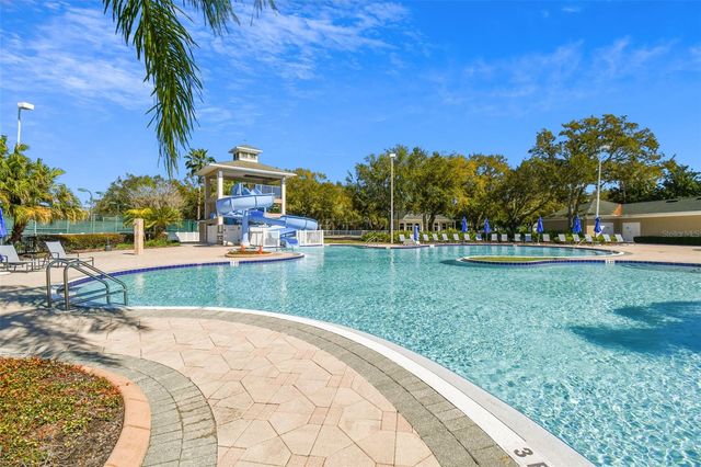 18107 NASSAU POINT DR, Tampa, FL 33647