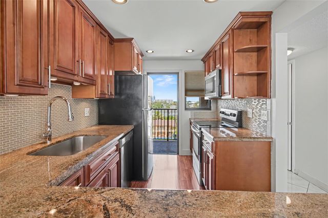 801 N Ocean Blvd 604, Pompano Beach, FL 33062