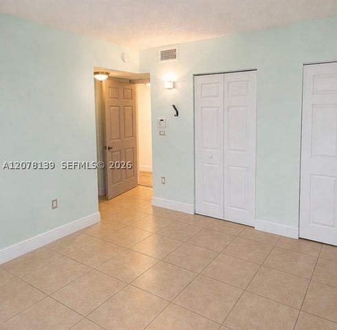 890 SW 129th Pl 210, Miami, FL 33184