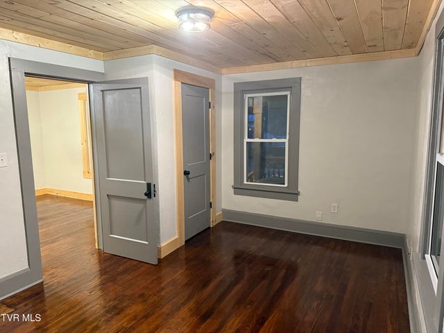 159 King Mill Pike, Bristol, VA 24201