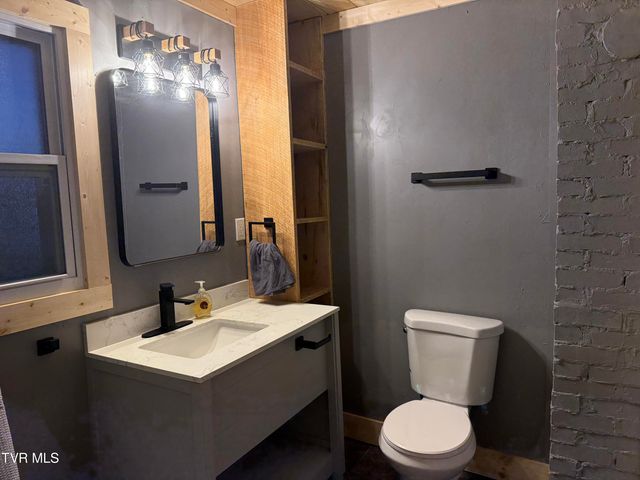 159 King Mill Pike, Bristol, VA 24201