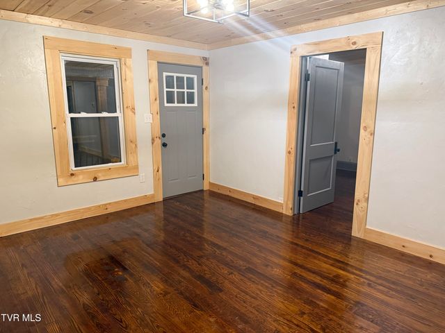 159 King Mill Pike, Bristol, VA 24201