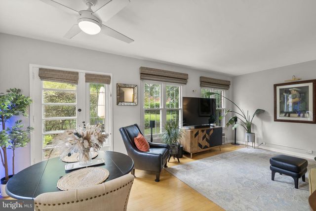 3408 MARTHA CUSTIS DR, Alexandria, VA 22302