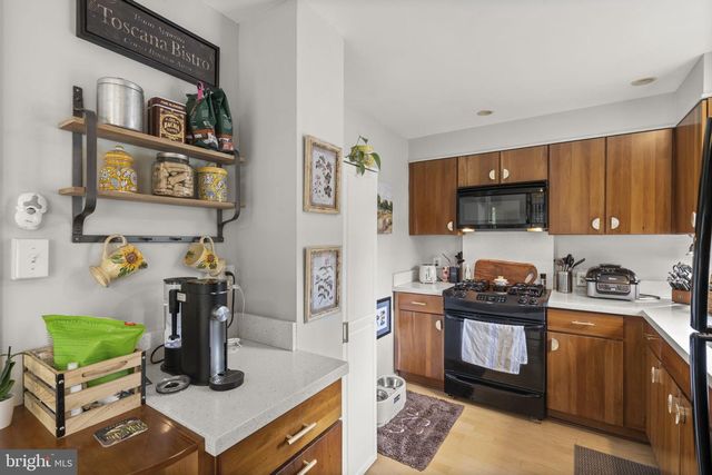 3408 MARTHA CUSTIS DR, Alexandria, VA 22302