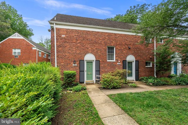 3408 MARTHA CUSTIS DR, Alexandria, VA 22302