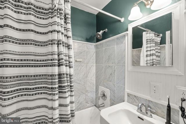 3408 MARTHA CUSTIS DR, Alexandria, VA 22302