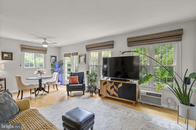 3408 MARTHA CUSTIS DR, Alexandria, VA 22302