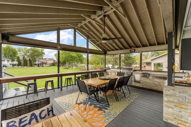 1821 Forest Lane, Crown Point, IN 46307