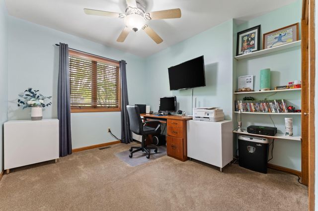 1821 Forest Lane, Crown Point, IN 46307