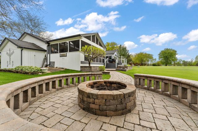 1821 Forest Lane, Crown Point, IN 46307