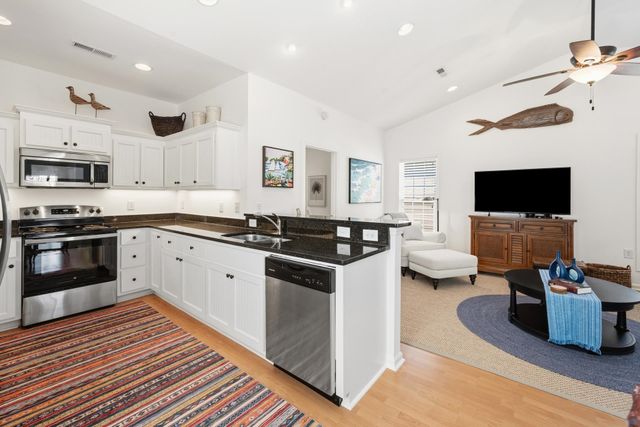 72 Weatherboard Ct., Pawleys Island, SC 29585