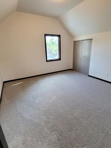 311 14th Street N, Moorhead, MN 56560