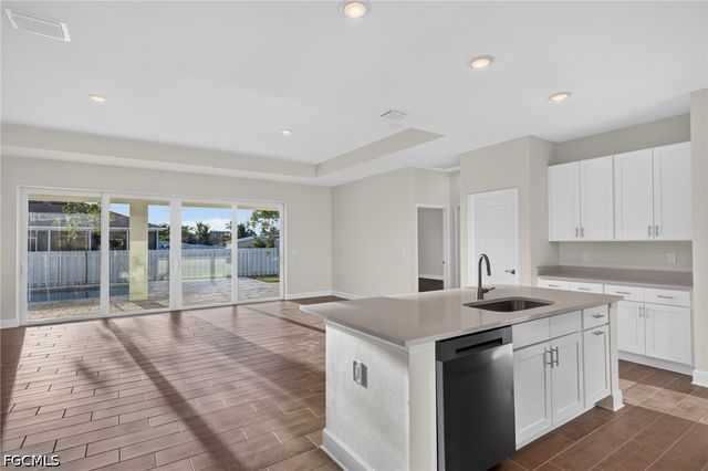 622 NW 16th PL, Cape Coral, FL 33993