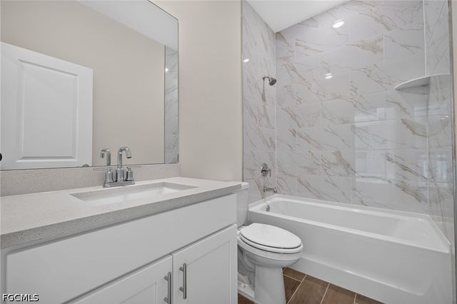 622 NW 16th PL, Cape Coral, FL 33993