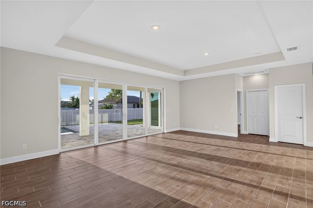 622 NW 16th PL, Cape Coral, FL 33993