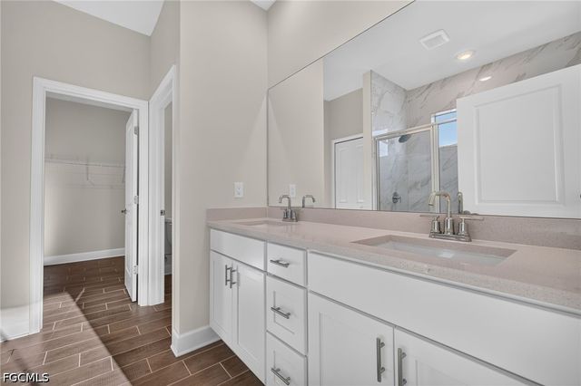 622 NW 16th PL, Cape Coral, FL 33993