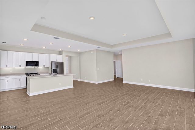 622 NW 16th PL, Cape Coral, FL 33993