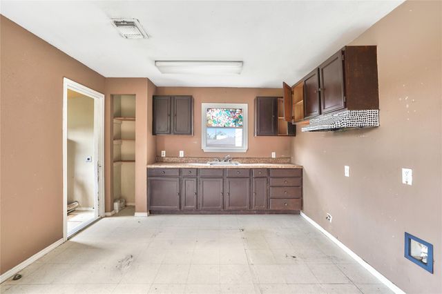 13301 & 13309 Reeveston Road, Houston, TX 77039