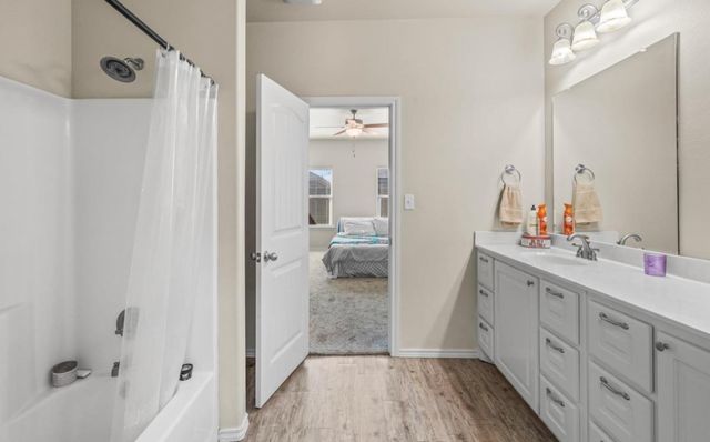 1215 Preston Trail, Wolfforth, TX 79382