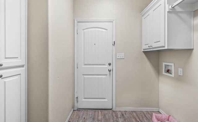 1215 Preston Trail, Wolfforth, TX 79382