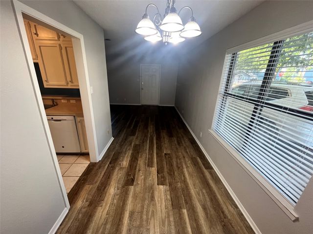 906 N Austin Street, Denton, TX 76201