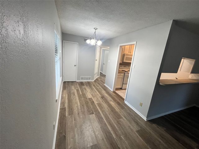 906 N Austin Street, Denton, TX 76201