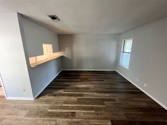 906 N Austin Street, Denton, TX 76201