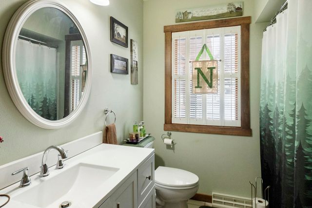 1902 Primrose Drive, Cedar Falls, IA 50613