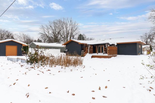 1902 Primrose Drive, Cedar Falls, IA 50613