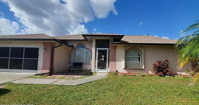 3004 SE Suntan Ct Court SE, Palm Bay, FL 32909