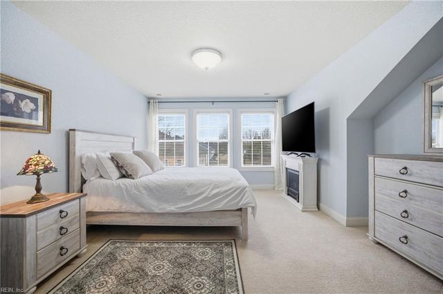 1451 Carrolton WAY, Chesapeake, VA 23320