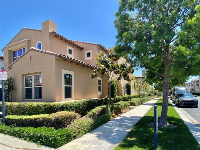 94 Swift, Irvine, CA 92618