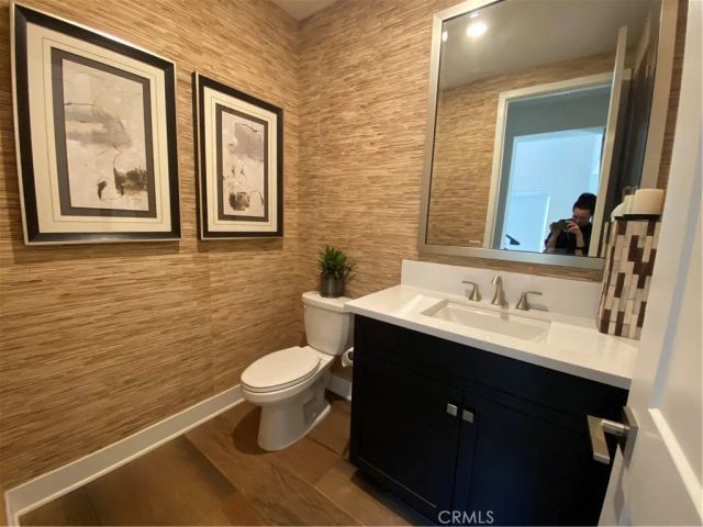 94 Swift, Irvine, CA 92618