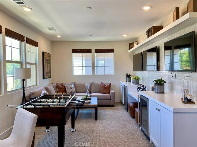 94 Swift, Irvine, CA 92618