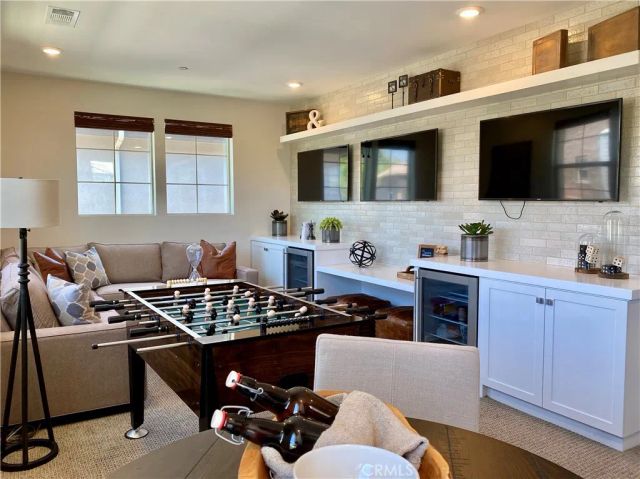 94 Swift, Irvine, CA 92618