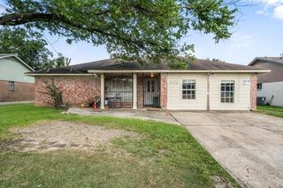 806 Coolwood Drive, Houston, TX 77013