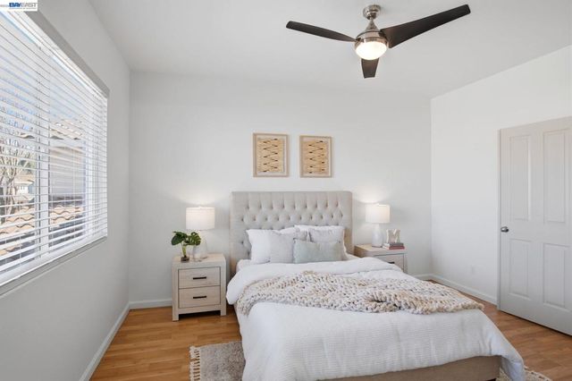 116 Mahogany Ln, Union City, CA 94587