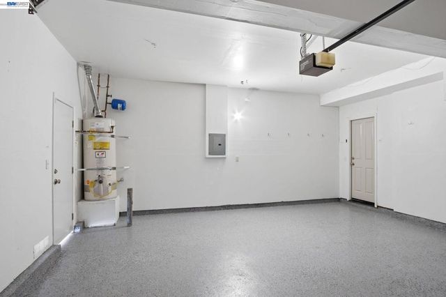 116 Mahogany Ln, Union City, CA 94587