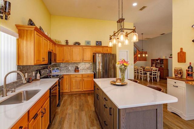 16213 CITRUS PARKWAY, Clermont, FL 34714