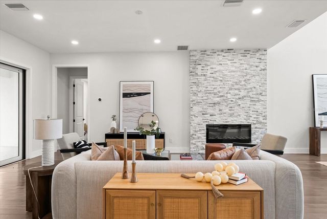 4405 ROCKLEDGE ROAD, Orlando, FL 32807