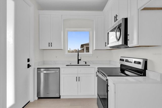 4405 ROCKLEDGE ROAD, Orlando, FL 32807